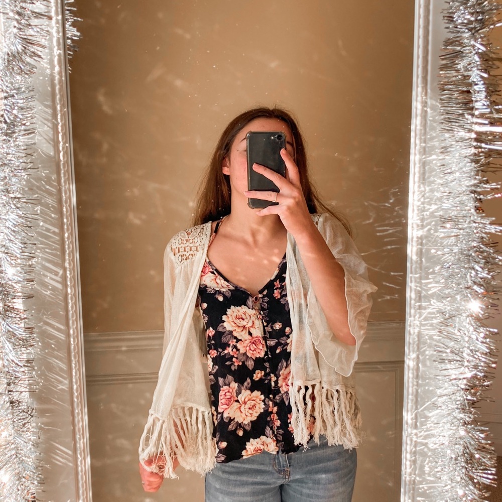 AMERICAN EAGLE CARDIGAN